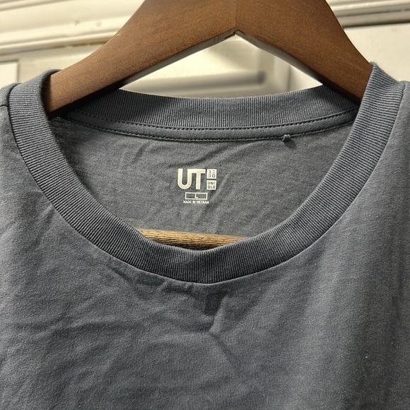 Uniqlo We Love Cats Graphite Grey T-Shirt - Picture 5 of 6